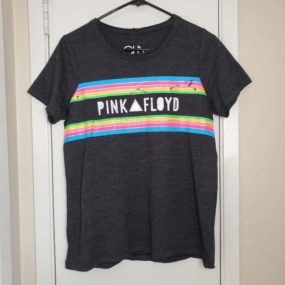 Chaser Pink Floyd Band Tee Rainbow Graphic Tee Size Small